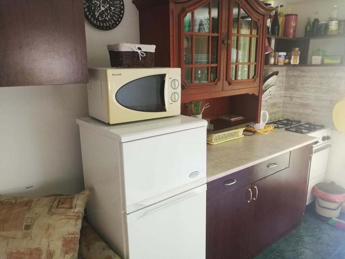 Kuckoz-Lak Hotel Balatonmariafurdo Bagian luar foto